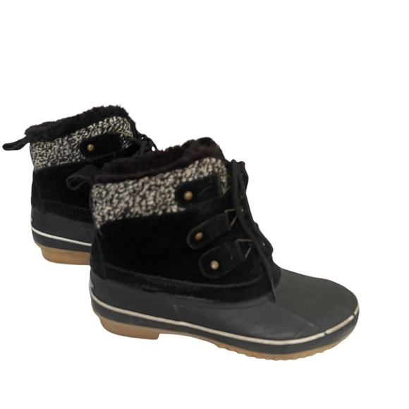 Khombu Shoes - Khombu Waterproof Duck Boot With Knit Cuff and Faux Fur Lining Sz 6 Black/White